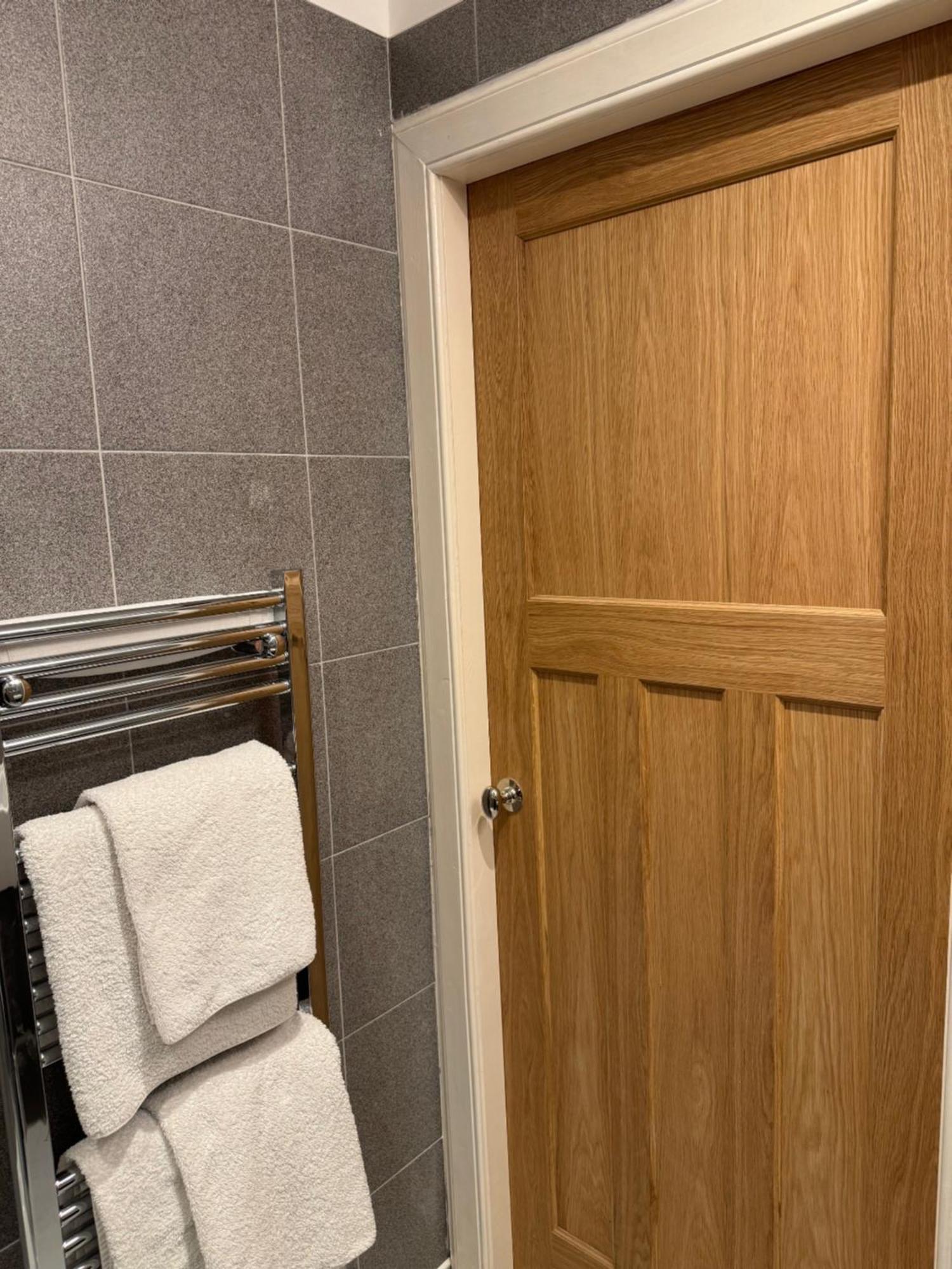 Aaron Glen Guest House Loanhead エクステリア 写真