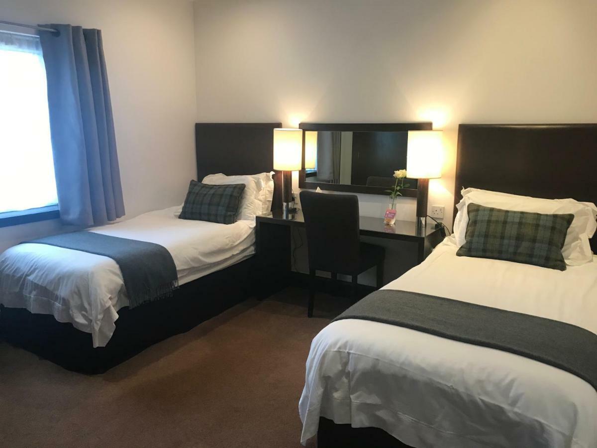 Aaron Glen Guest House Loanhead エクステリア 写真
